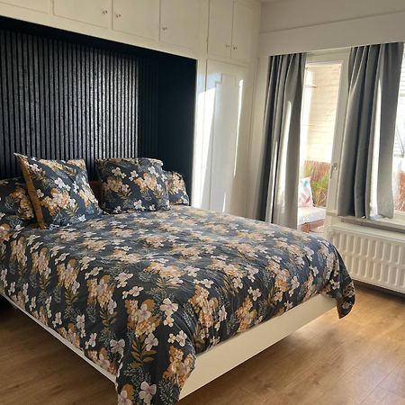 Ruim Appartement met Zeezicht Blankenberge Buitenkant foto